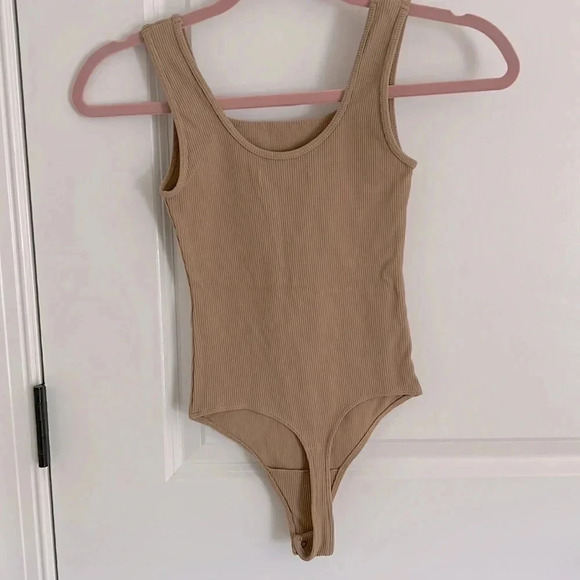 abercrombie & fitch Tan bodysuit size XXS NWOT - Picture 2 of 2